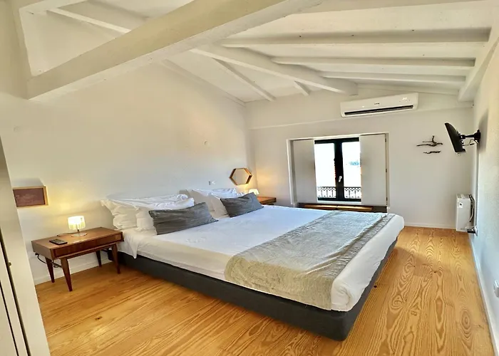 Charming 2-bedroom In شقة بورتو