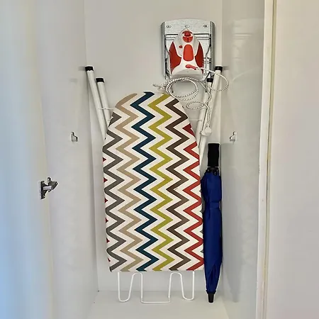 Charming 2-bedroom In *