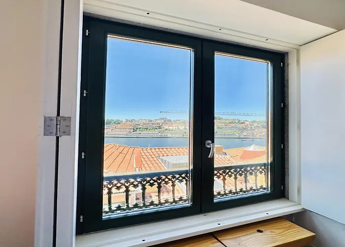 Charming 2-bedroom In Porto
