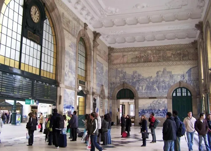 Charming 2-bedroom In Appartement Porto