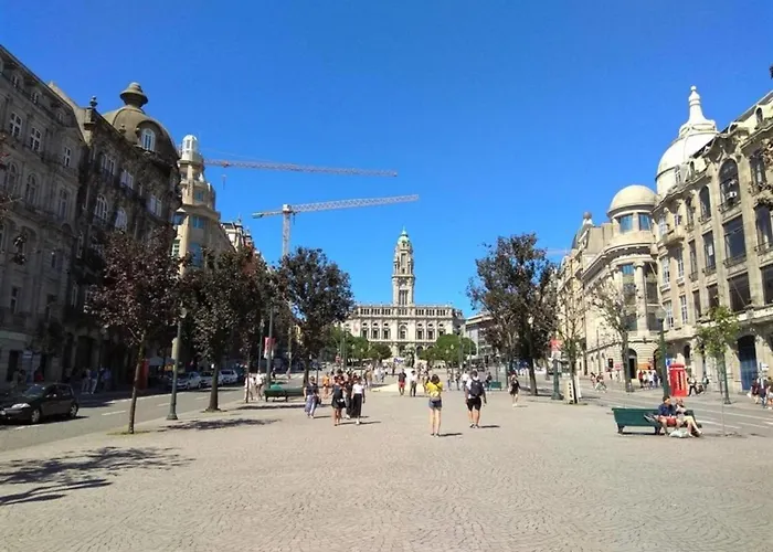 Appartement Charming 2-bedroom In *