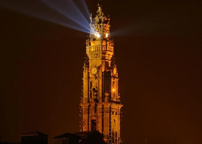 Apartman Charming 2-bedroom In *