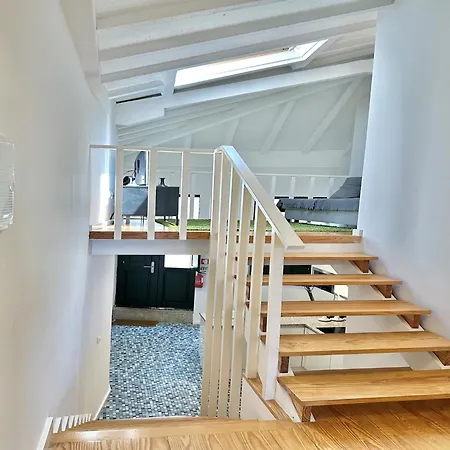 Charming 2-bedroom In *