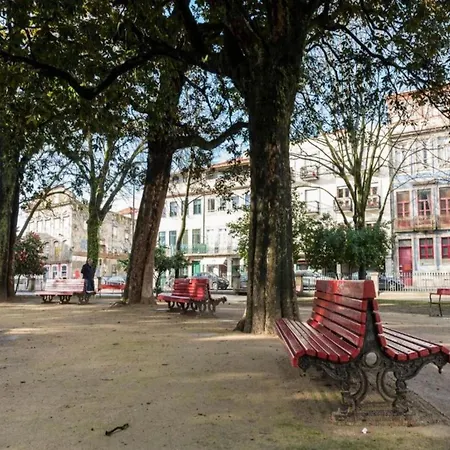 Charming 2-bedroom In Apartment Porto